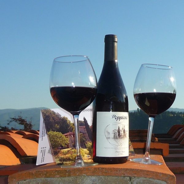 Vino su due botti