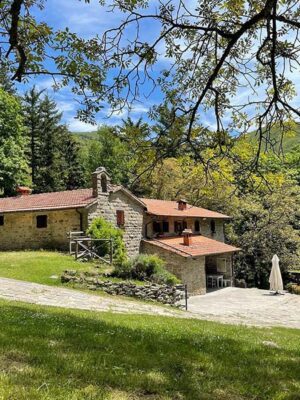 Eremo Montemezzano Esterno